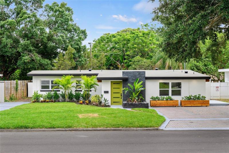 Newly renovated home in a great Conway/ SODO neighborhood!