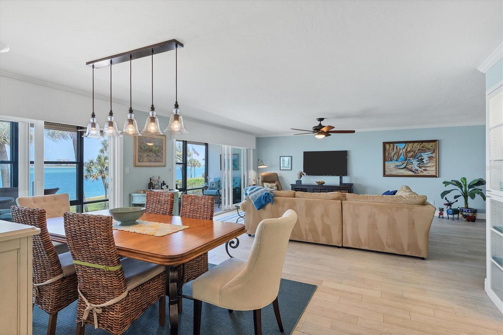 Dining to Living area