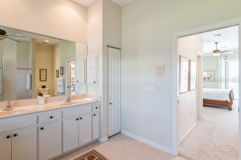 master bath room