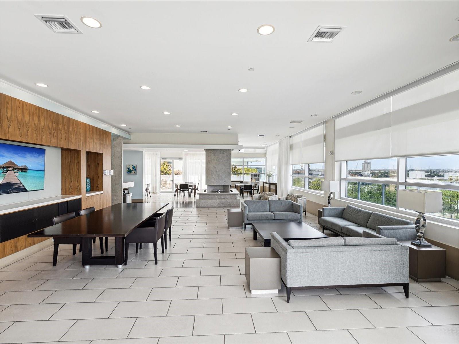 6th Floor Clubhouse