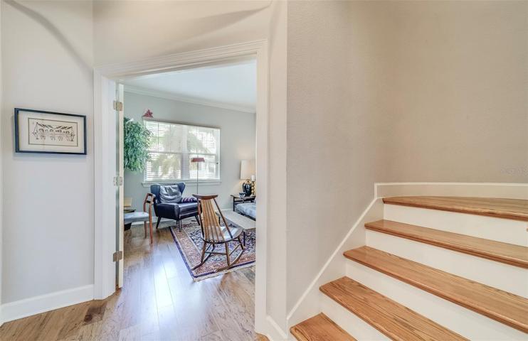 Den entryway