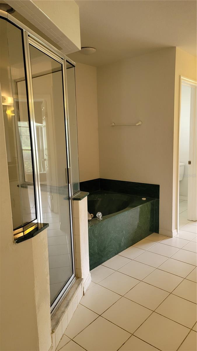 Room to soak, open floor plan