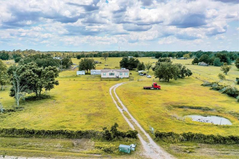 Front facing property25mi/30min I75/SR64