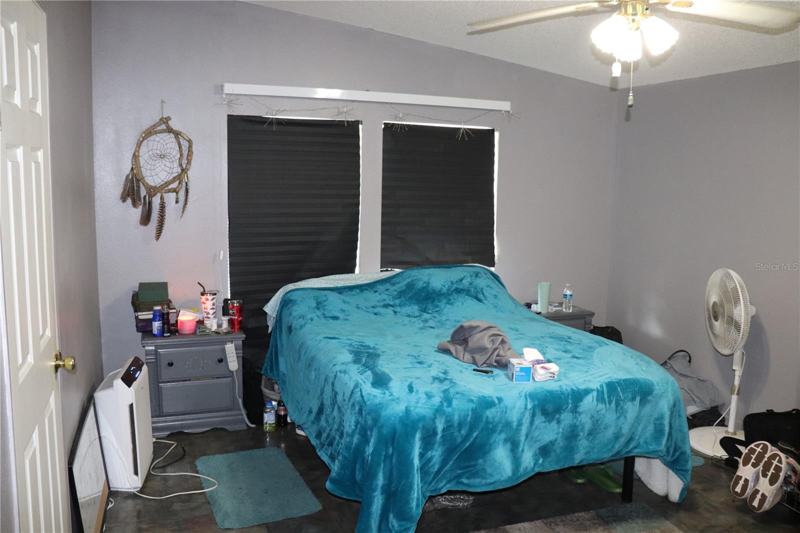 MAIN BEDROOM