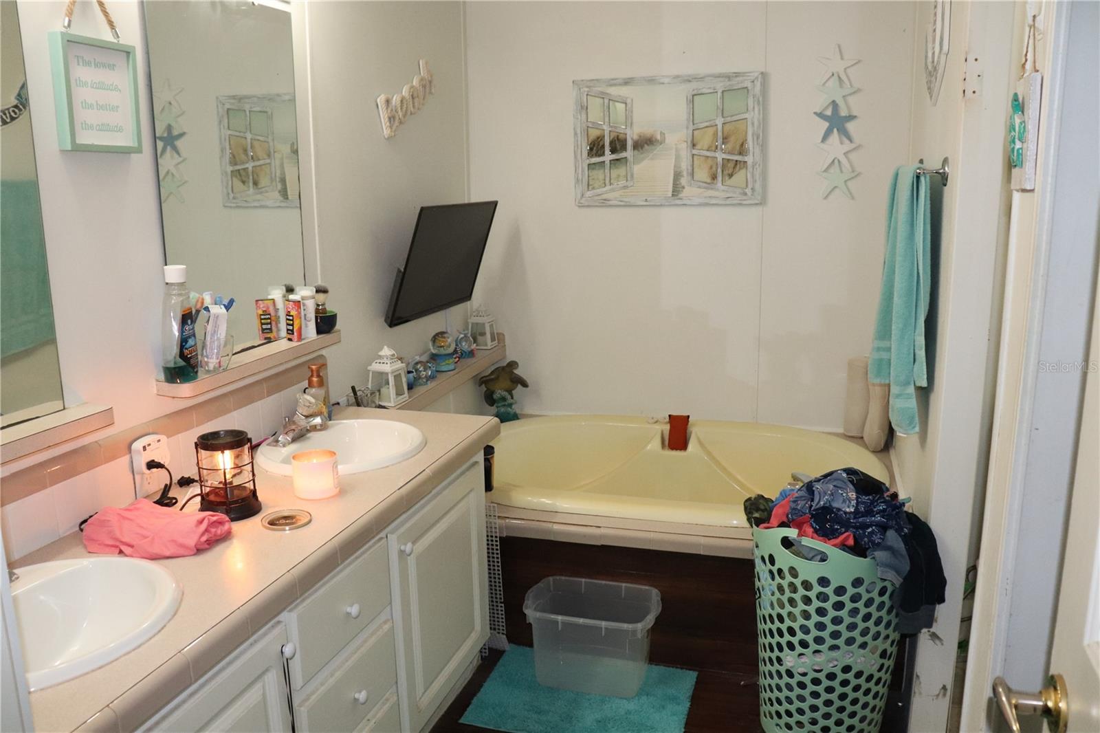 MAIN BATH