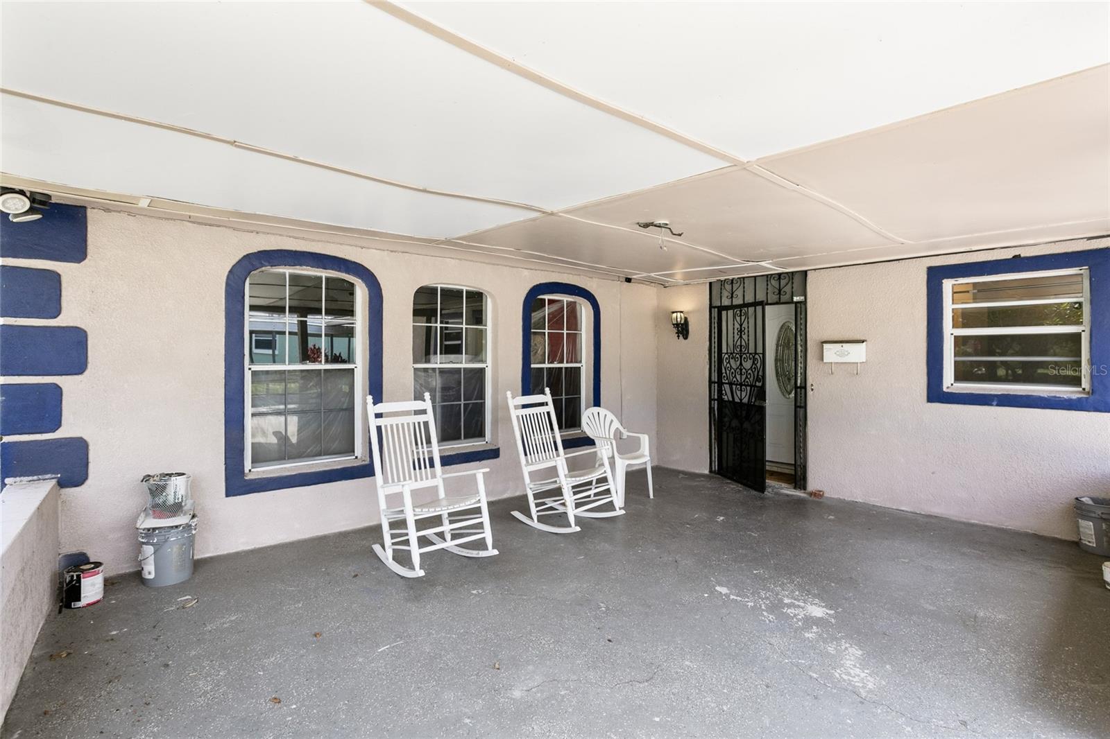 A charming, covered porch greets you upon arrival, perfect for enjoying your morning coffee or relaxing in the evenings.