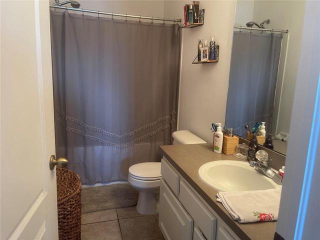 1 master bedroom bathroom