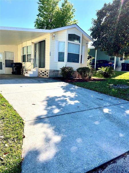 50989 Hwy 27 Lot 109  1 bed/1 bath with bonus room