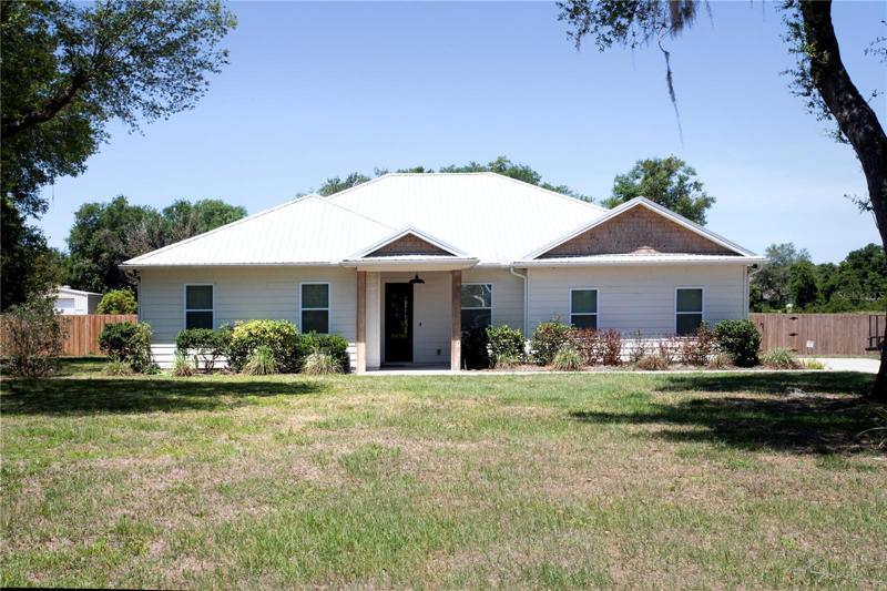 FORNT OF PROPERTY