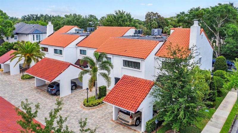 Exterior & roof - maintained by the HOA...LOW-MAINTENANCE!