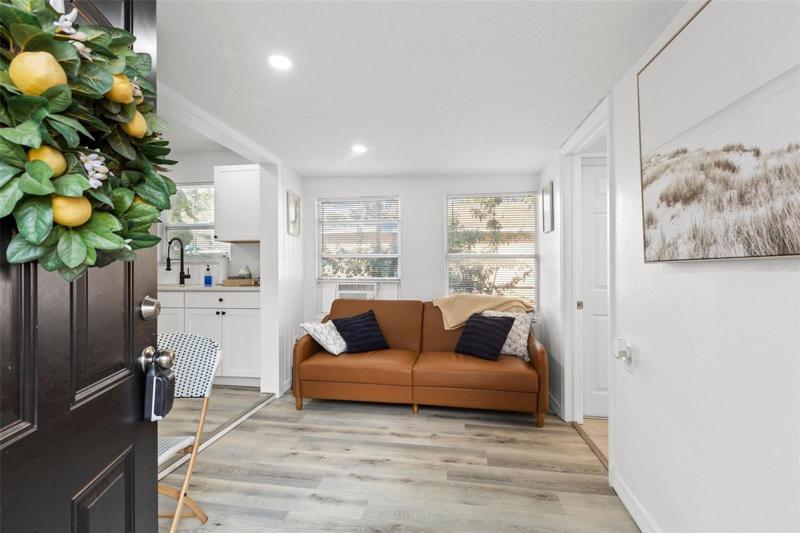 4525 Sun living