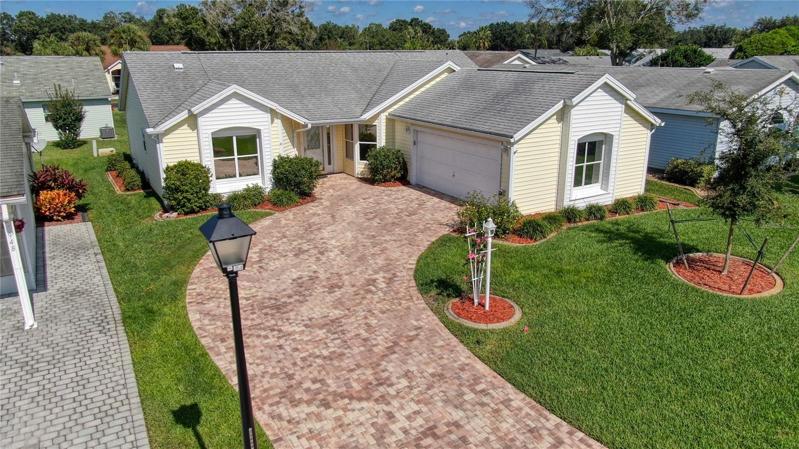 Front view 950 Chula Ct Fully paver drive. Like new inside and out!