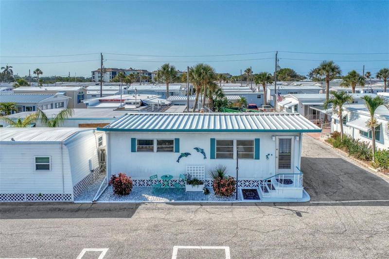 Welcome to 52 Twin Shores Blvd!