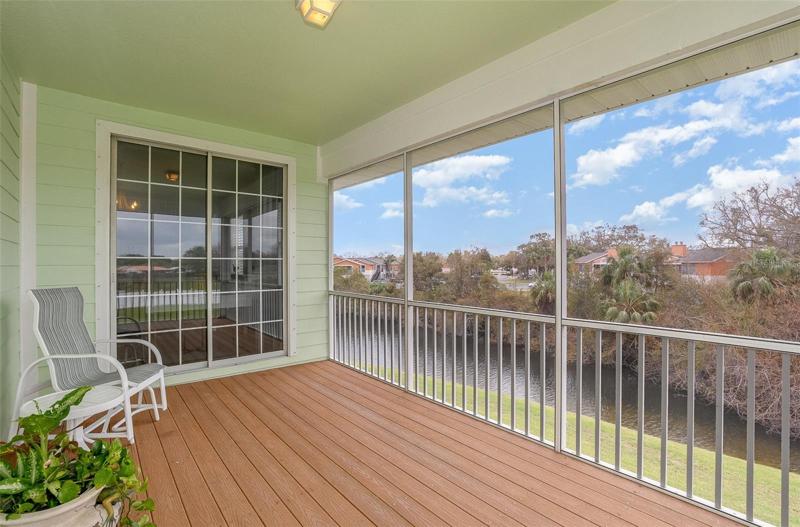 2nd Story Screen Patio
