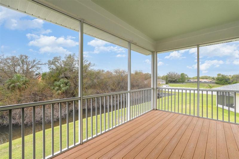 2nd Story Screen Patio