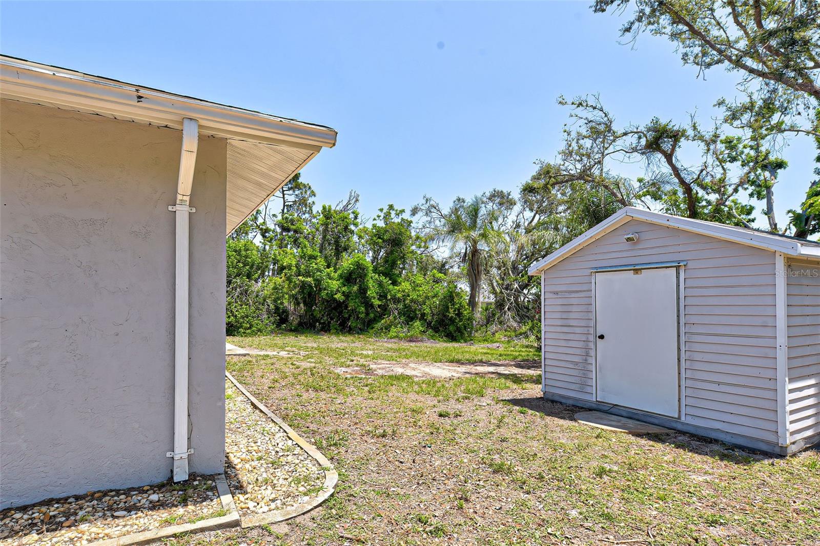Room for additional workshop if needed or pull your boat trailer back here.