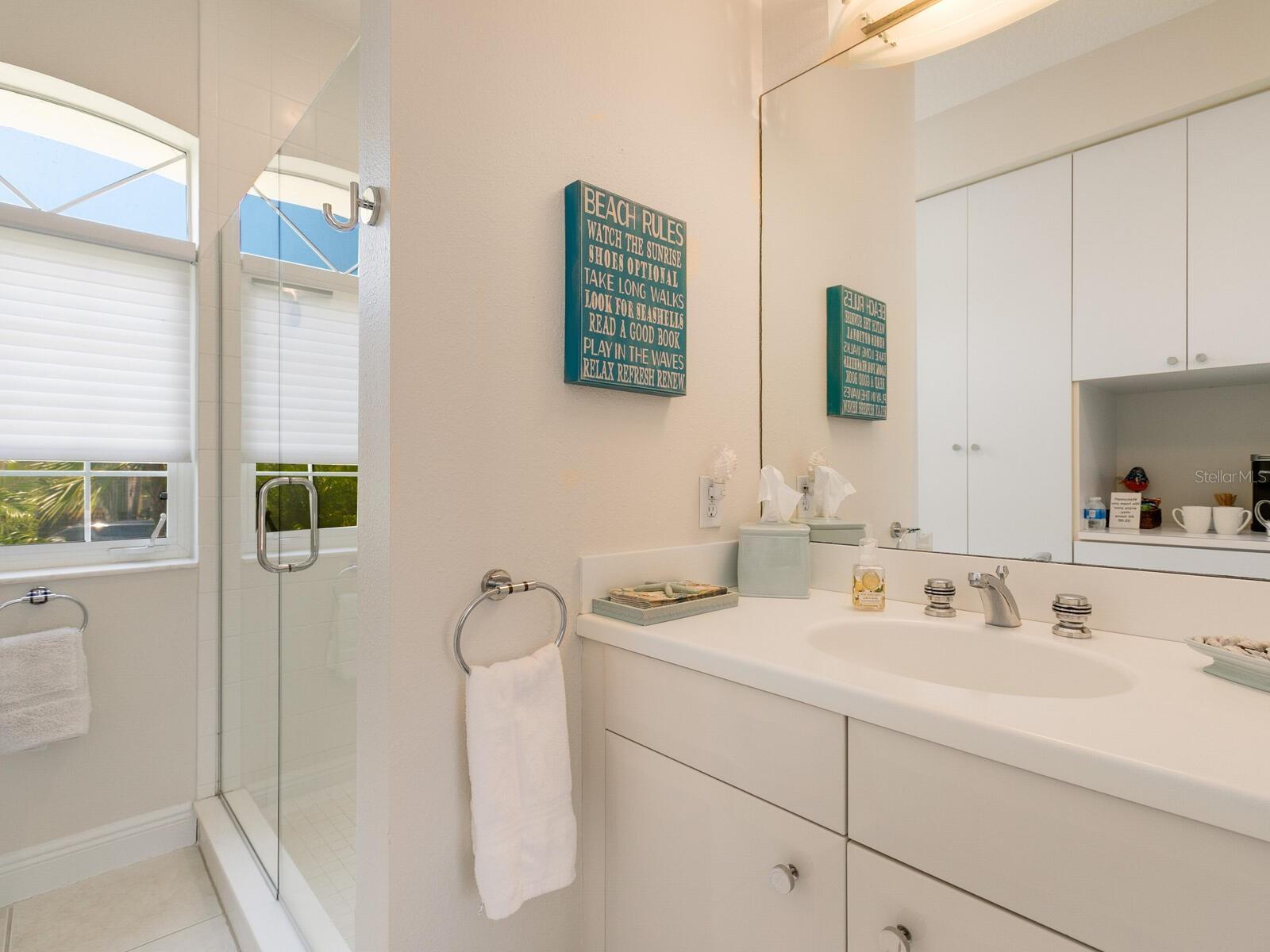 Casita Bath 1