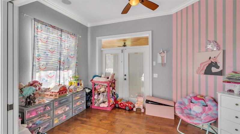 bonus room in Master