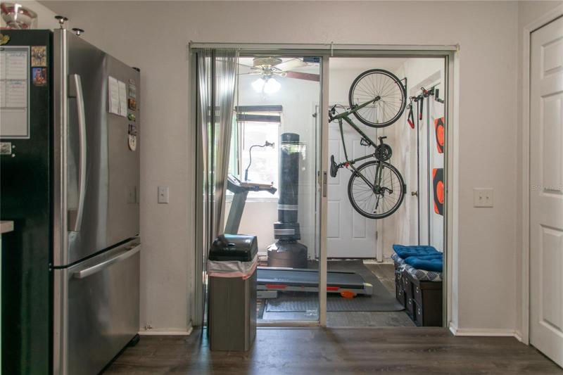 Bonus/Den/Office