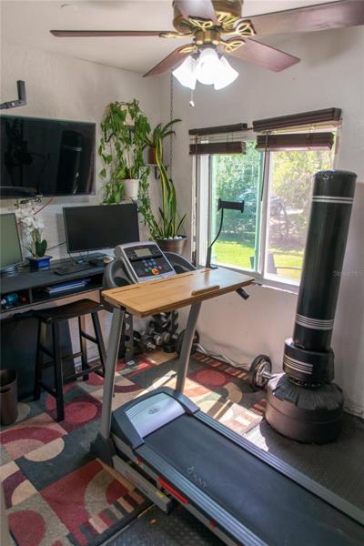 Bonus/Den/Office