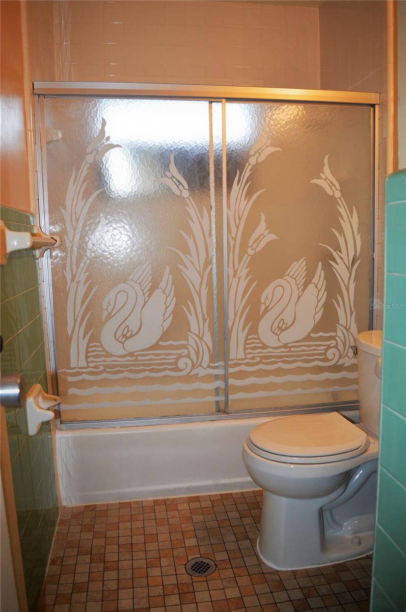 Full bath