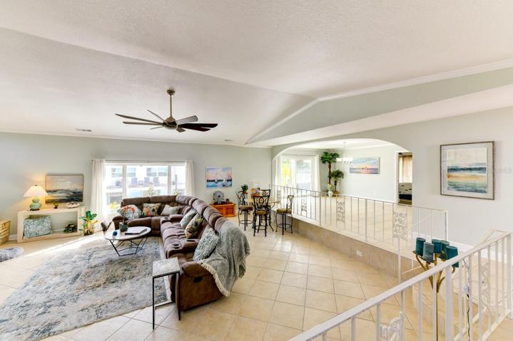 Vaulted ceiling in the living room