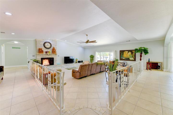 Ceiling fan in the living room