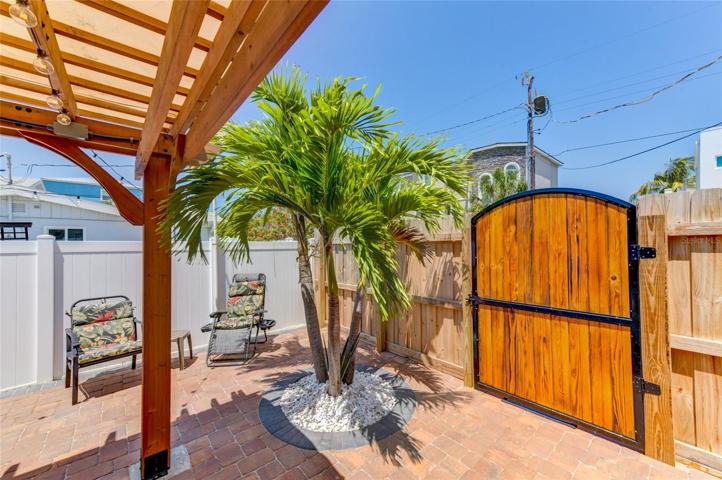 Sitting area by the outdoor entertainment kitchen