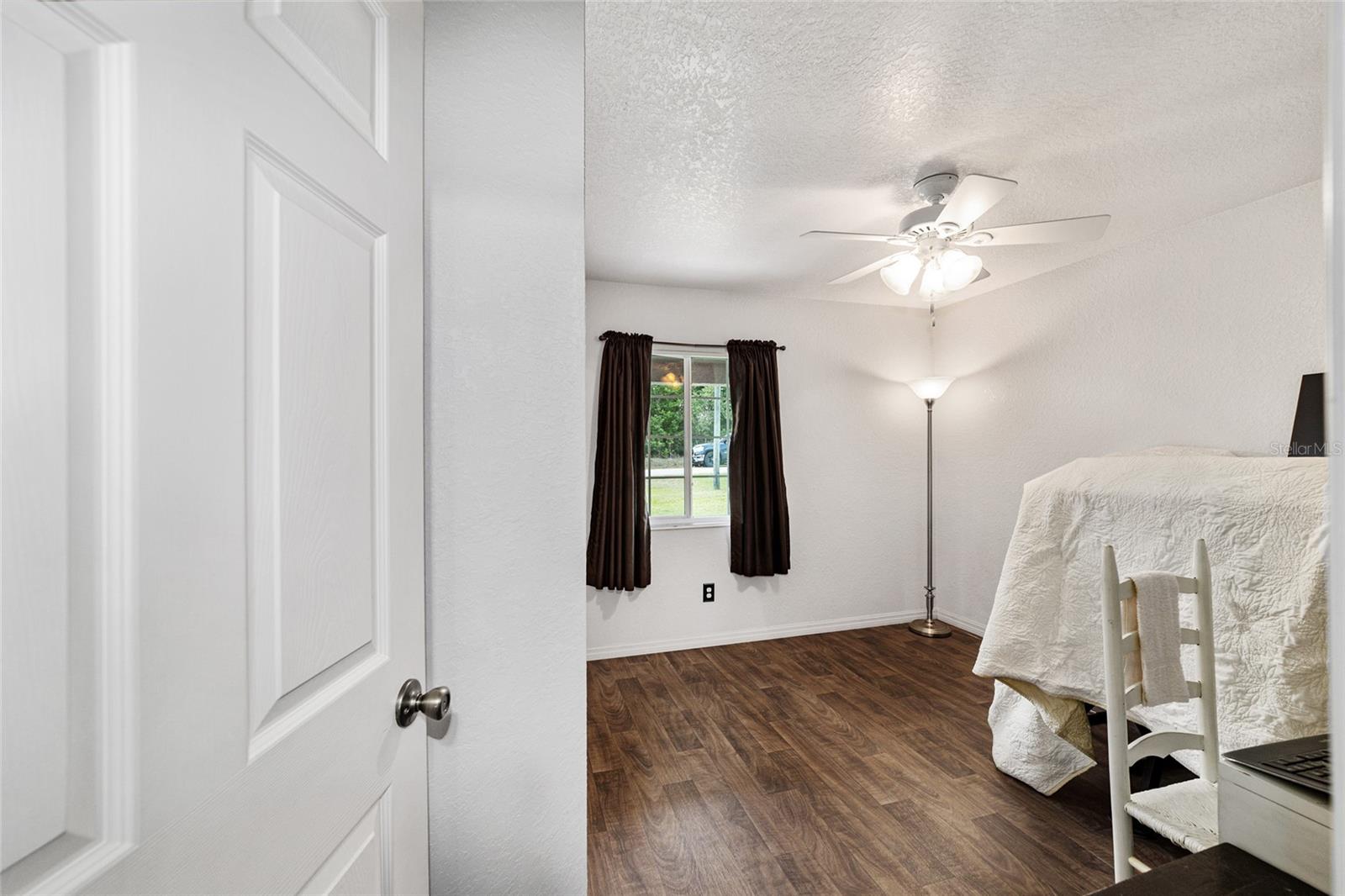 Guest Bedroom #1