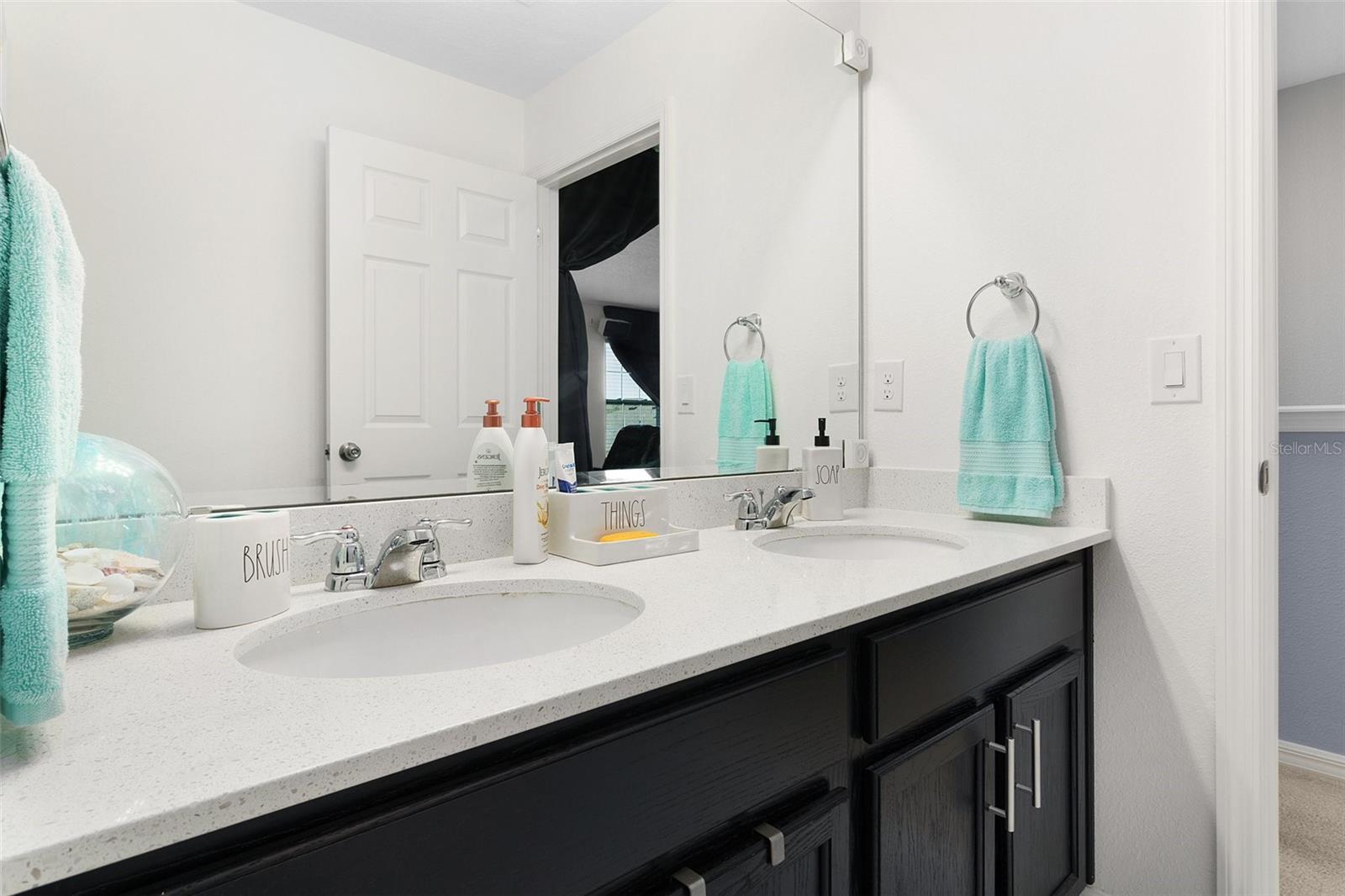 2nd Floor Bathroom