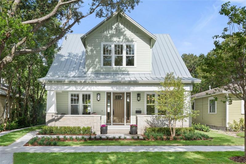 Introducing 114 N. Hyer Ave!