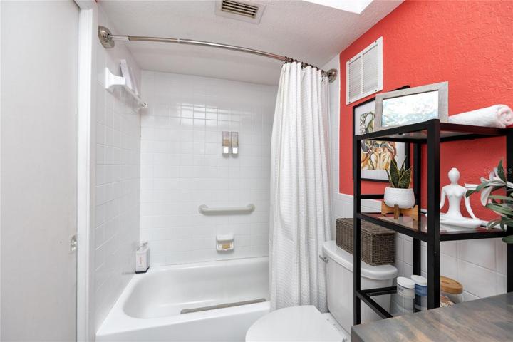 Upgraded Bath