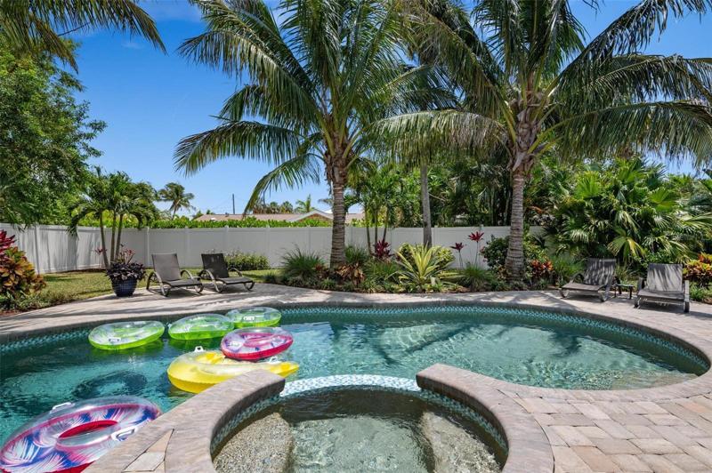 Resort style outdoor space