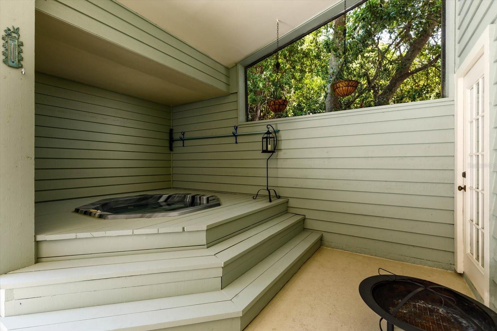 Private Spa Hot Tub deck.