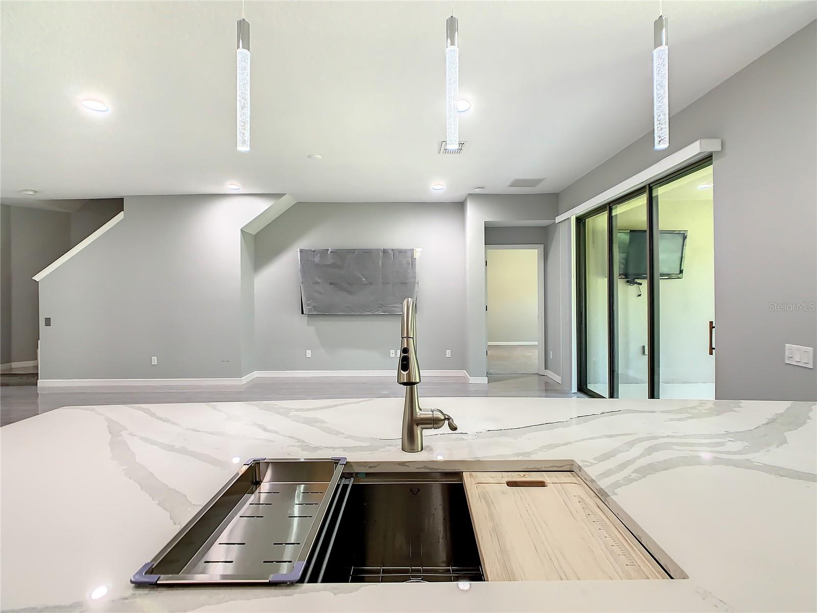 Sink with Cutting Board