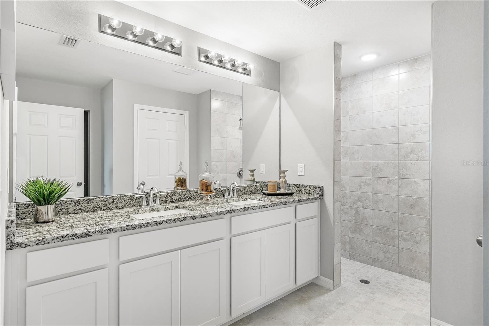 Primary Bathroom  *DISCLAIMER: Renderings, Photos, Virtual Tours are of like model and are used for display purpose only, actual property may vary.