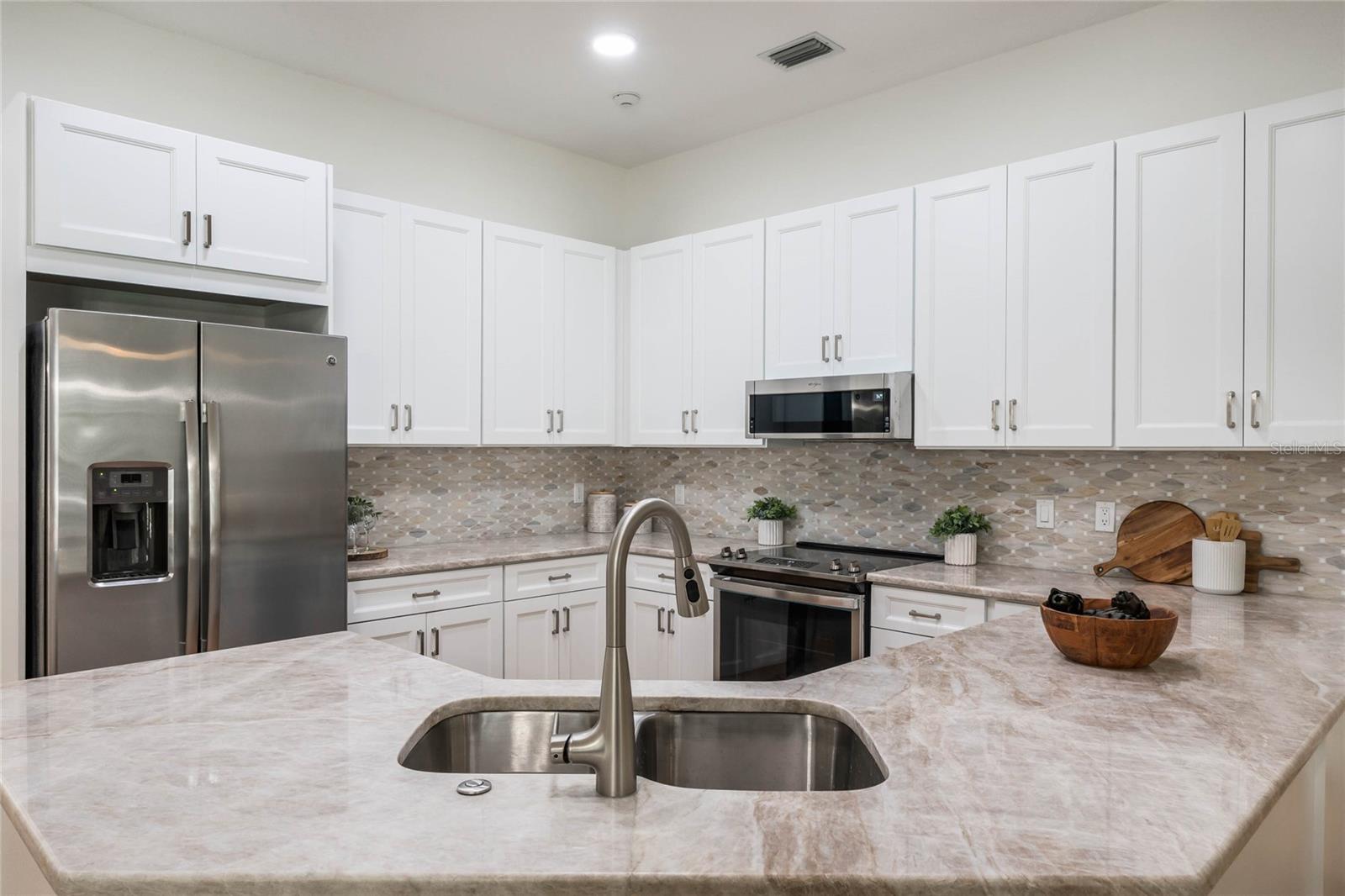 Kitchen with new Quartz countertops