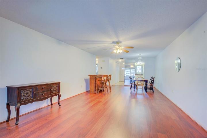 Spacious living/dining area