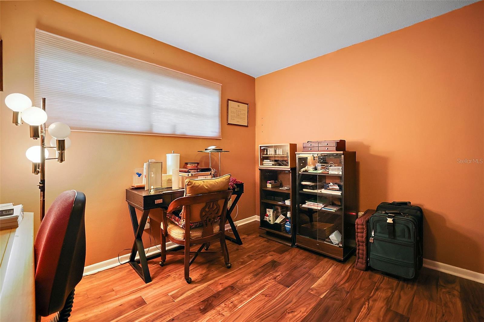 2nd bedroom
