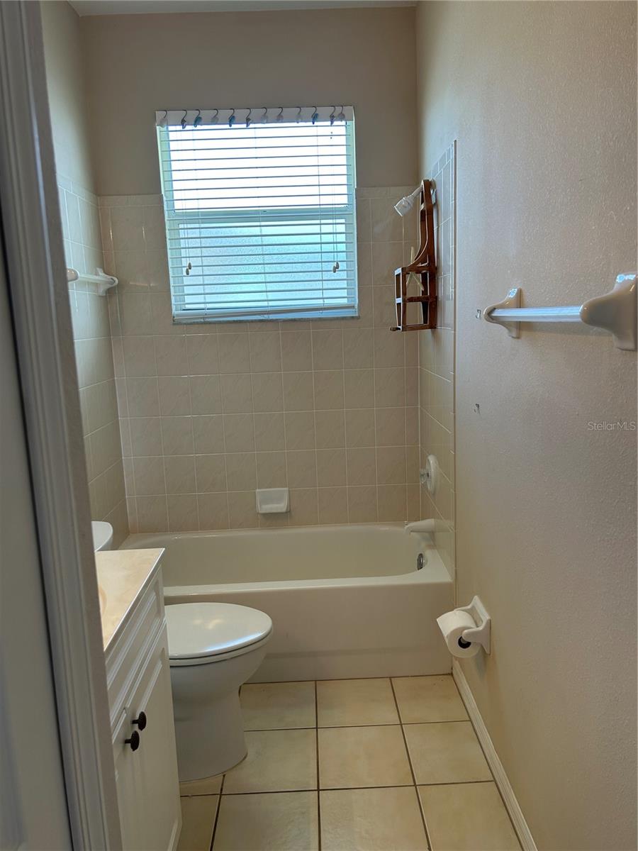 Full Bathroom