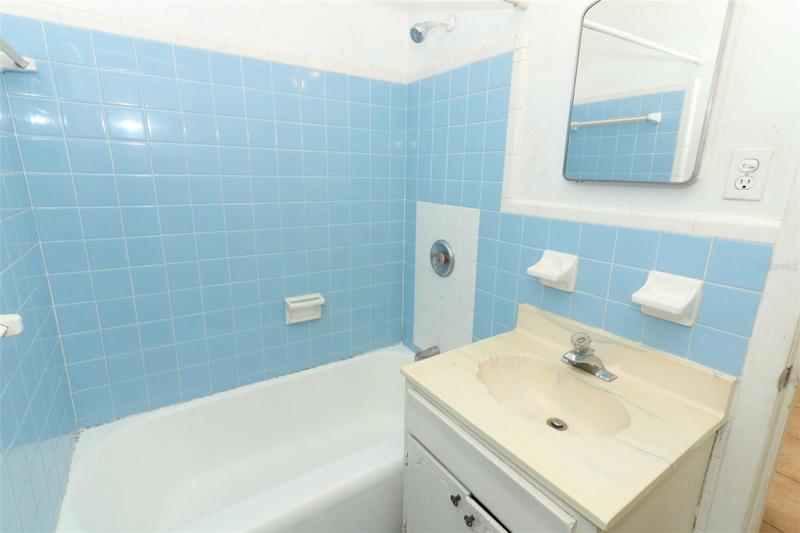 Bathroom Alt View