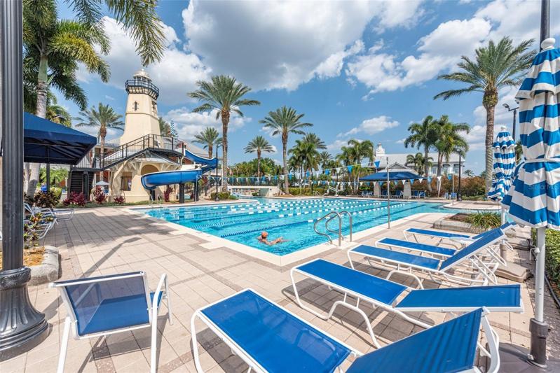MiraBay Lap Pool