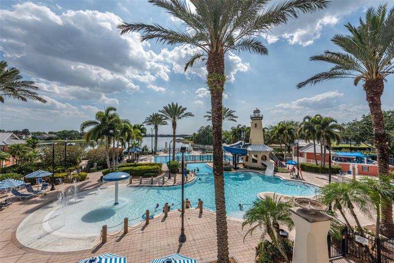 MiraBay Community Pool