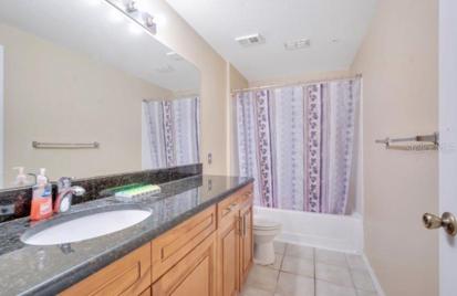 Primary bath