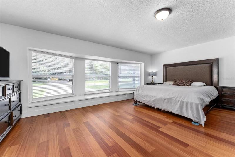 Main Primary Bedroom