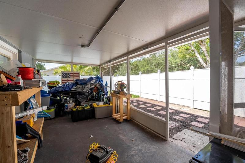 Screened in Patio