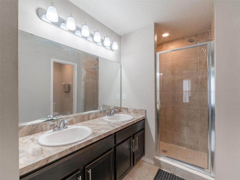 Owners En-Suite