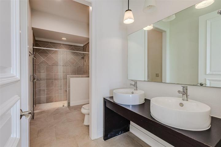 Bathroom 3 as of 9/4/2023 updated interior paint & now vacant.