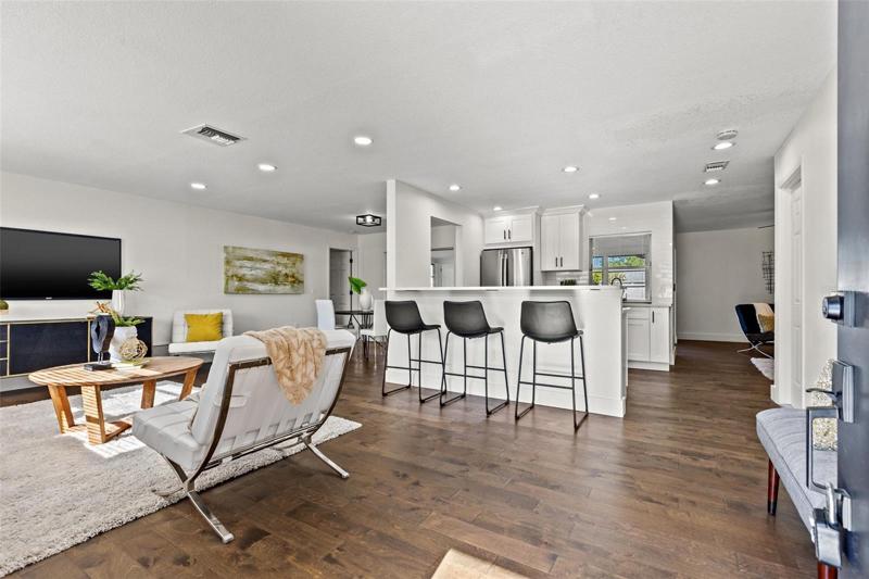 Large peninsula with ample countertop space
