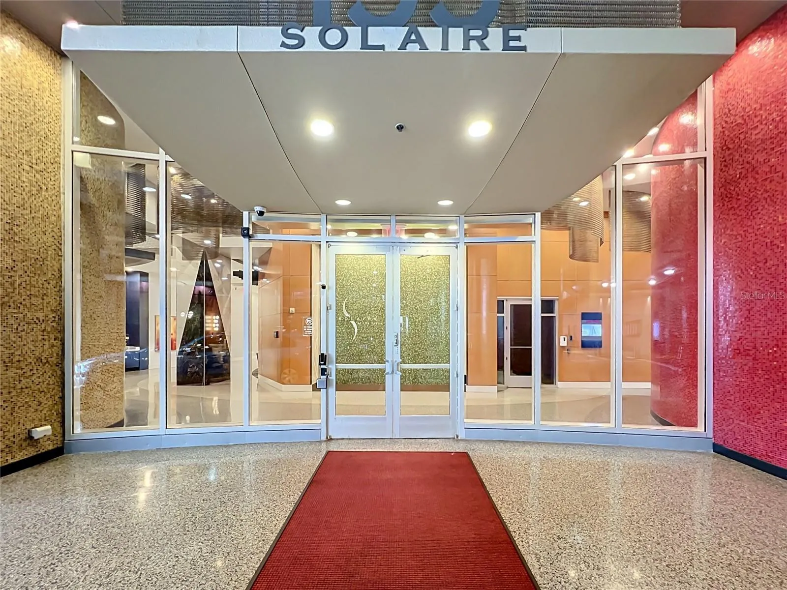 Entrance to Solaire.